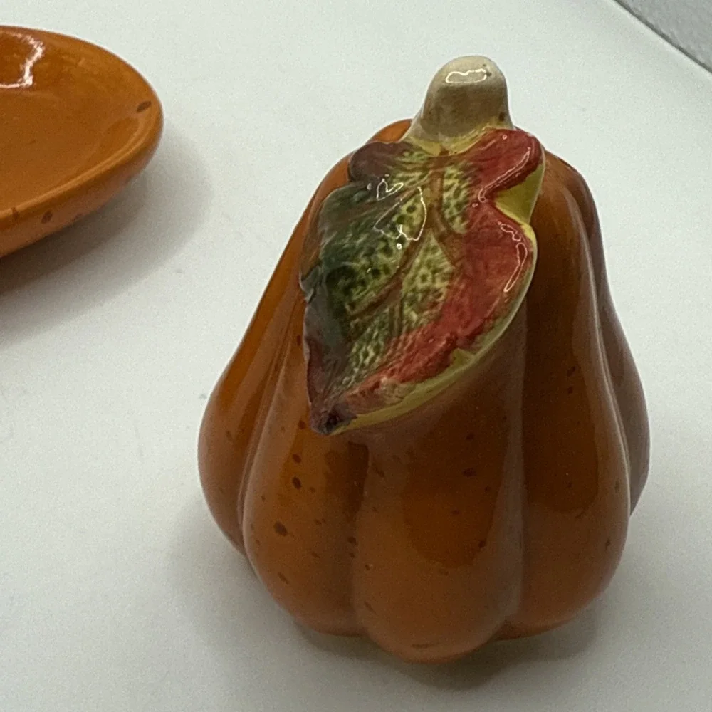 Pumpkin Salt and Pepper Set on Tray Caddy‎ Fall, Gourd, Autum